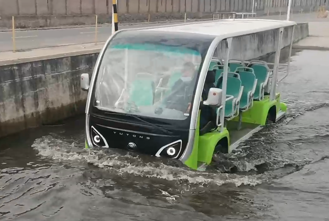 你能想象驾驶景区观光车有多“简单”？！