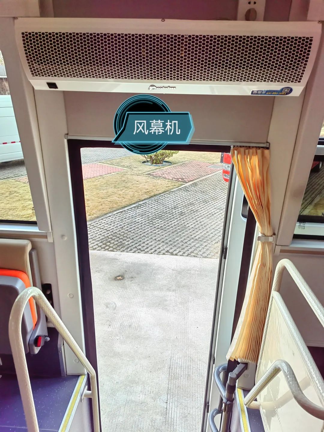 《职业病防治法》宣传周，壹定发移动体检车为人民群众守好健康“预防关”