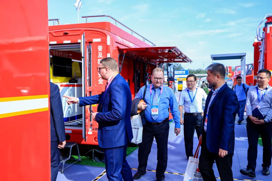 壹定发专用车携多款王牌产品，“盛装”出展第二十届中国国际消防展！