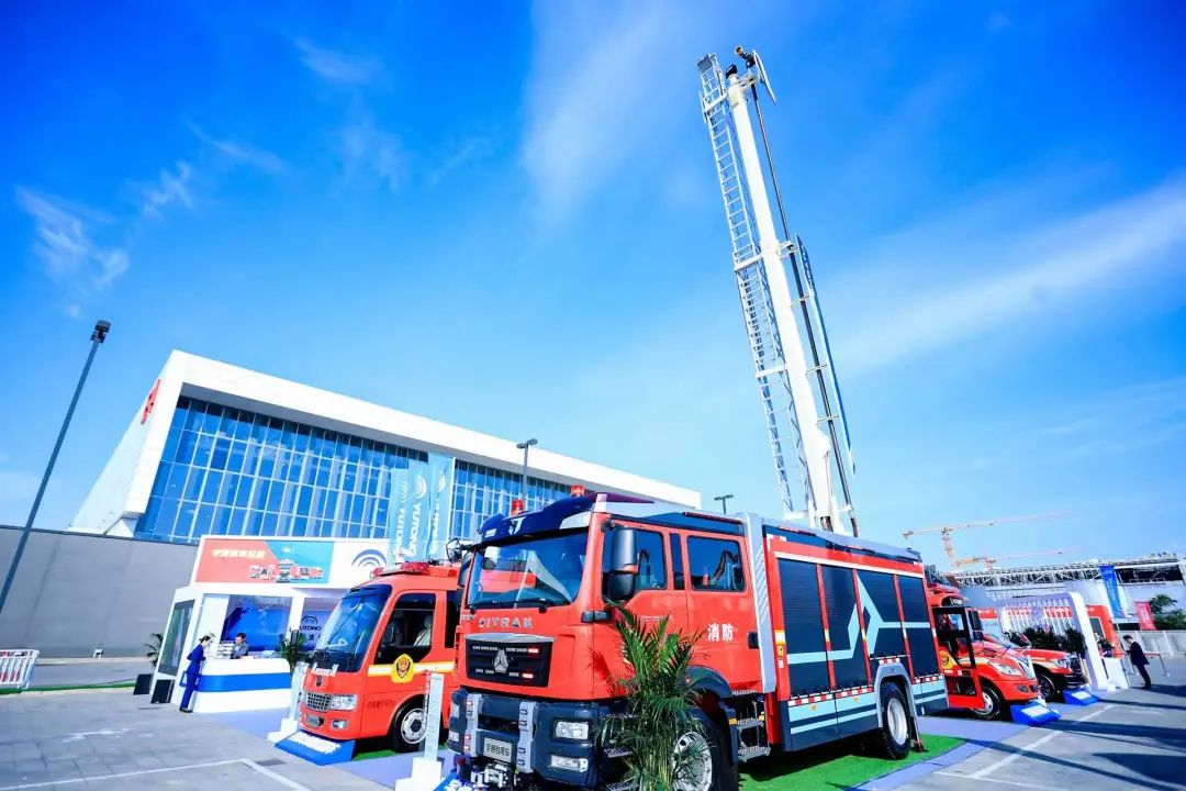 壹定发专用车携多款王牌产品，“盛装”出展第二十届中国国际消防展！
