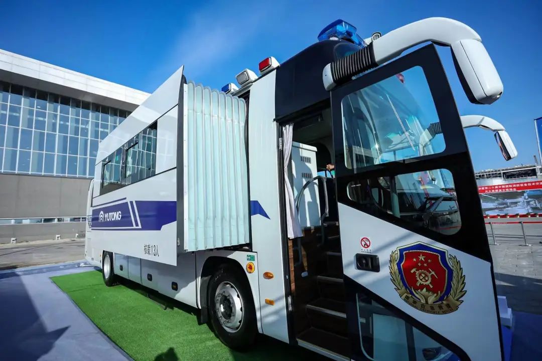 壹定发专用车携多款王牌产品，“盛装”出展第二十届中国国际消防展！