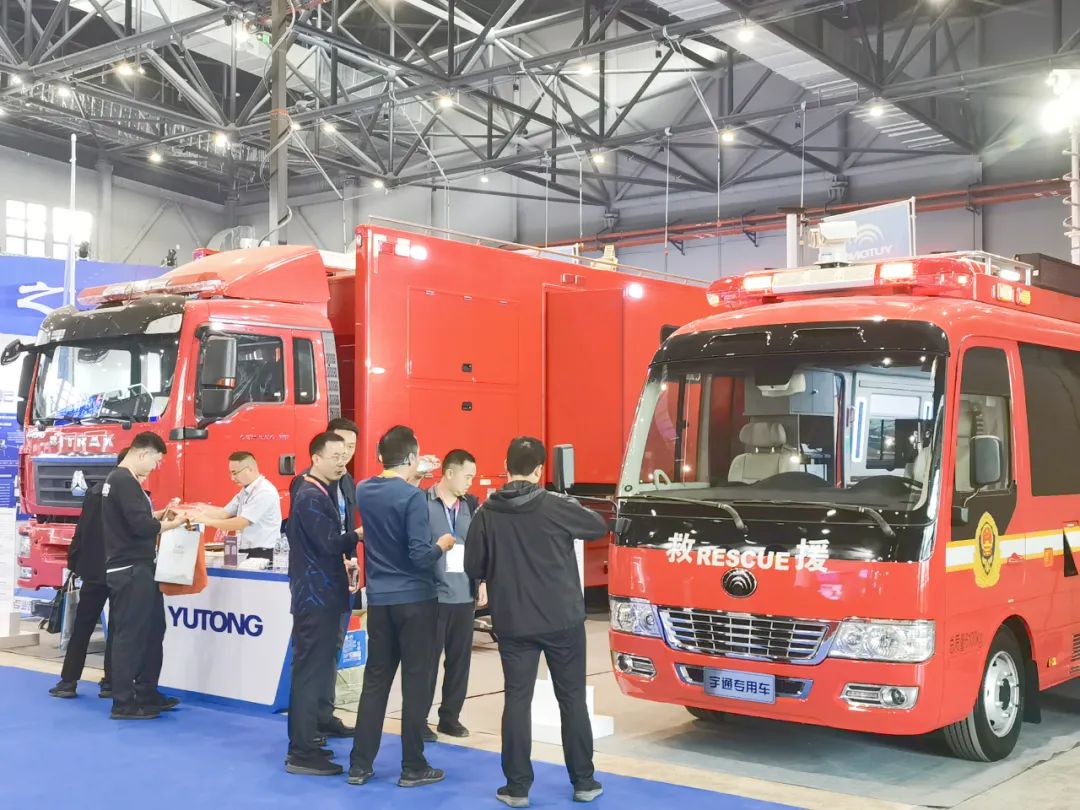 壹定发通信指挥车亮相第三届中国安全及应急技术装备博览会！