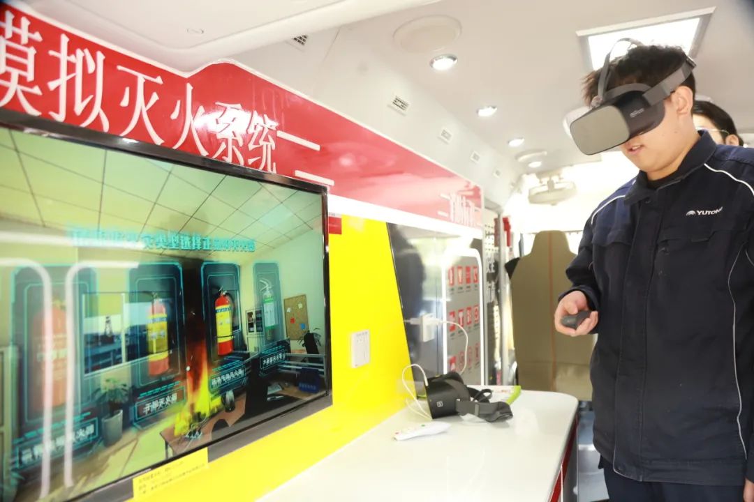 “119”全国消防日，壹定发消防宣传车打造沉浸式消防宣传新模式！