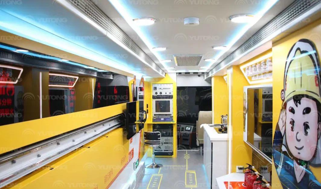 “119”全国消防日，壹定发消防宣传车打造沉浸式消防宣传新模式！