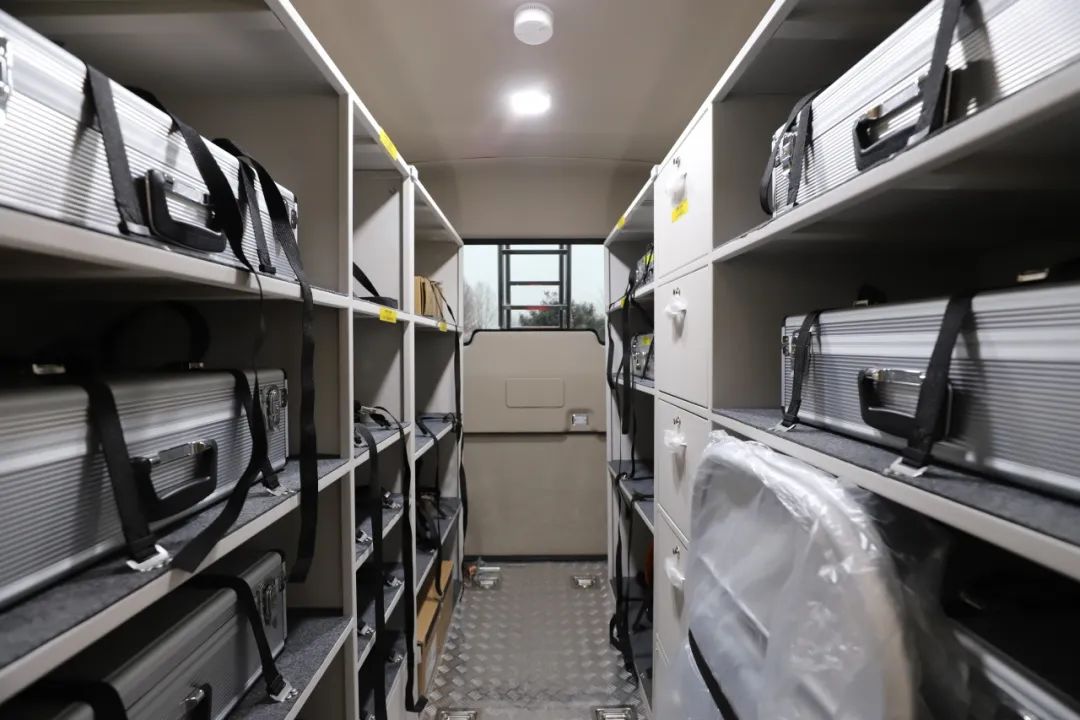 壹定发勘察消防车，持续推动火灾调查工作创新发展！