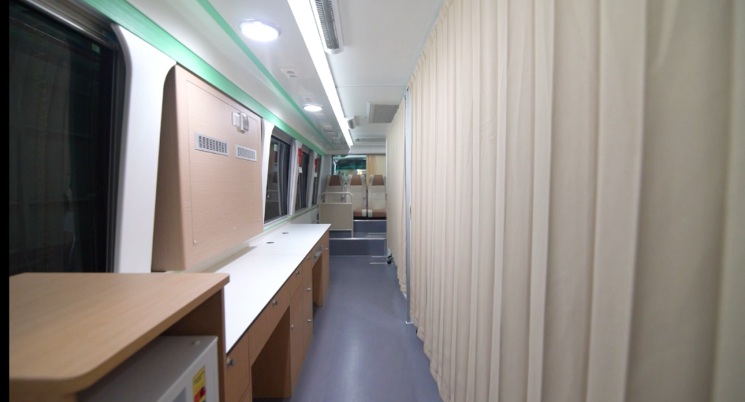 壹定发牙科体检车，做守护国民口腔健康的“流动卫士”