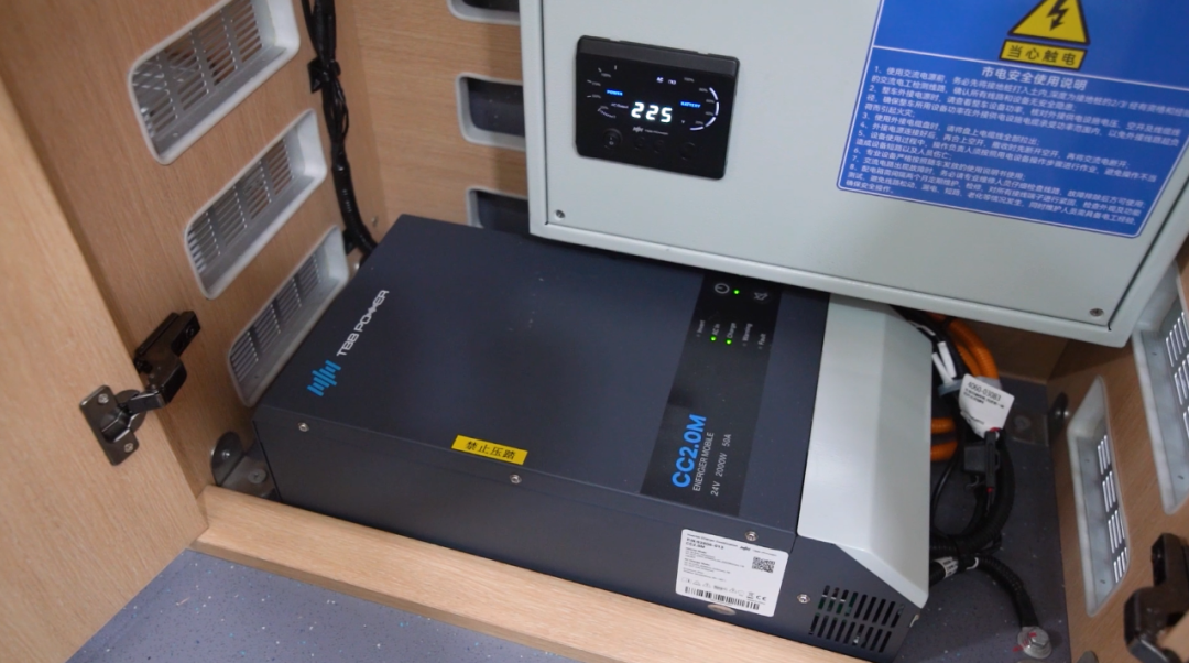 壹定发牙科体检车，做守护国民口腔健康的“流动卫士”