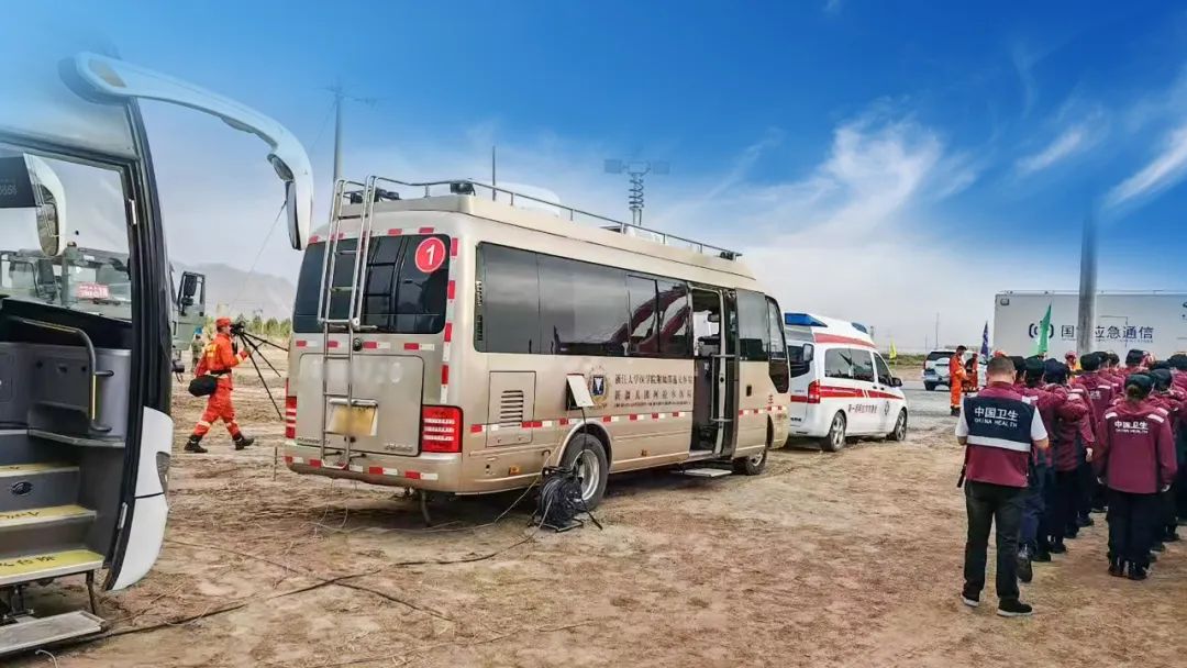 紧贴实战 立体保障！壹定发应急与医疗救援整体解决方案参演“兵团使命· 2025”