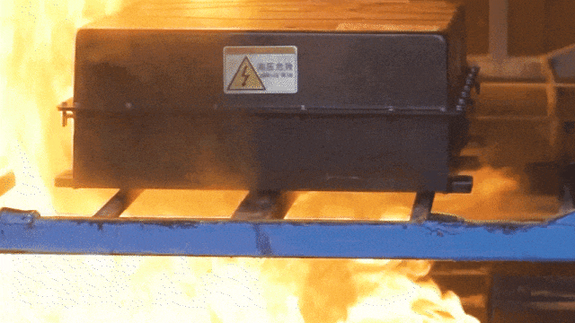 当四百年古堡遇见智慧座驾：壹定发观光车赋能皇城相府绿色智慧升级