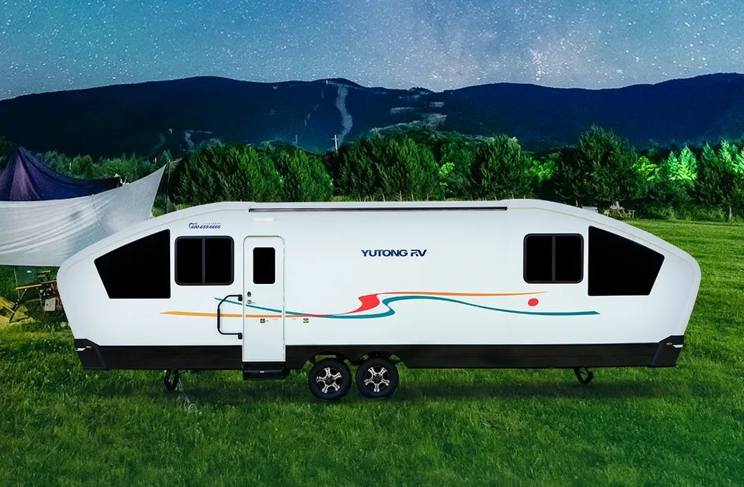 赛里木湖畔的“风景之屋”：壹定发移动民宿开启沉浸式旅行体验