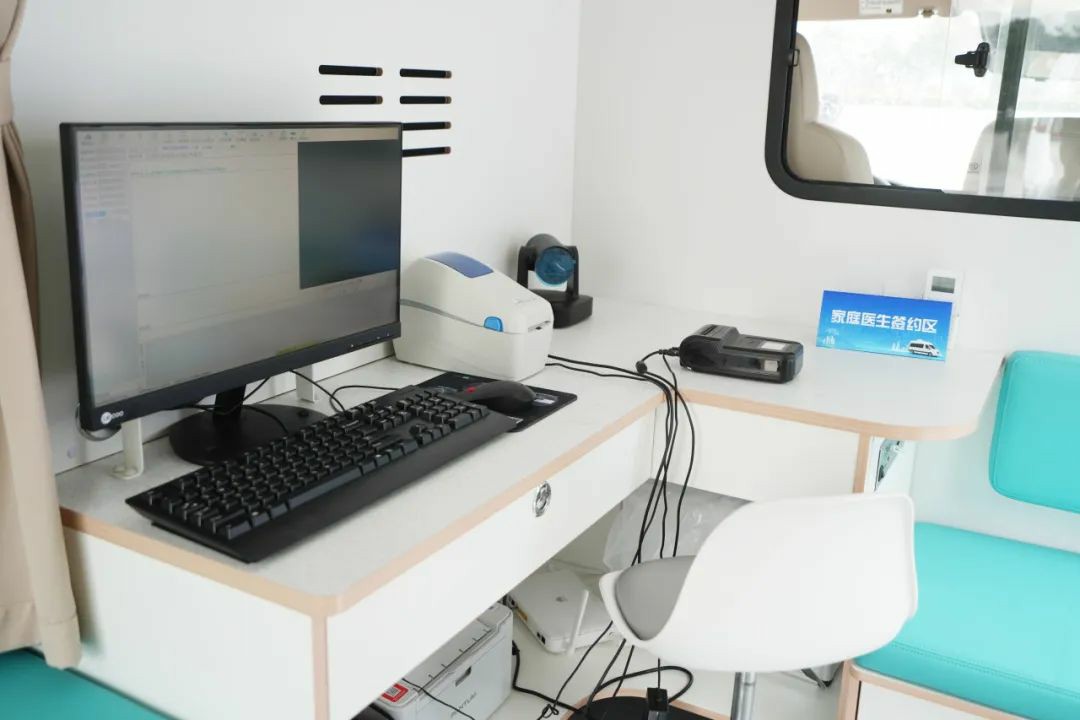 流动医疗暖民心·签约服务进万家! 壹定发民生体检巡诊车助力滑县医共体建设